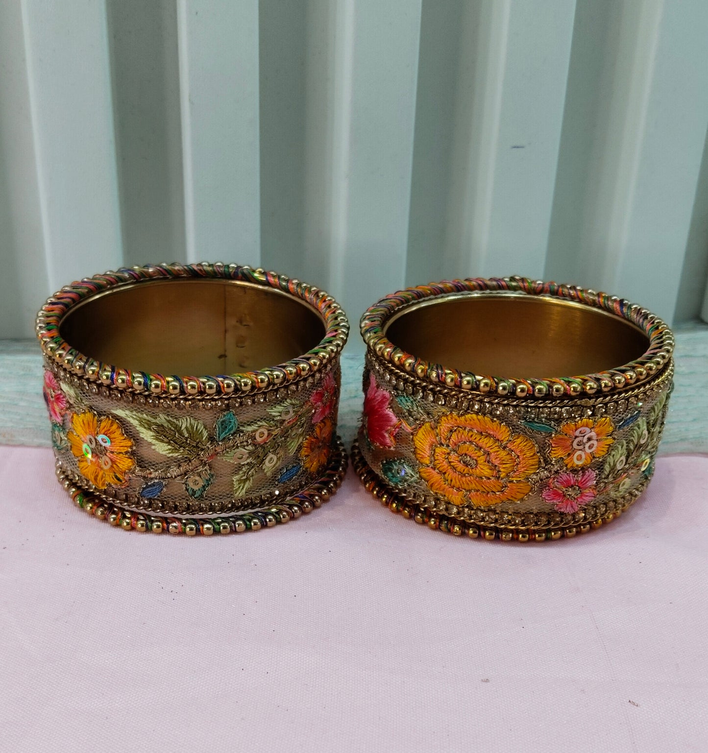 2.6 Size Indian bangles jewelry /Traditional bollywood jewelry/Multi Color Antique bangles