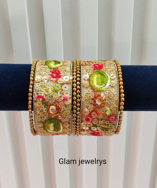 2.6 Size Indian bangles jewelry /Traditional bollywood jewelry/Multi Color Antique bangles