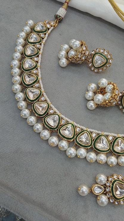 Ivory Gold white Kundan necklace Set/ Gold kundan Indian jewellery kundan aely sets