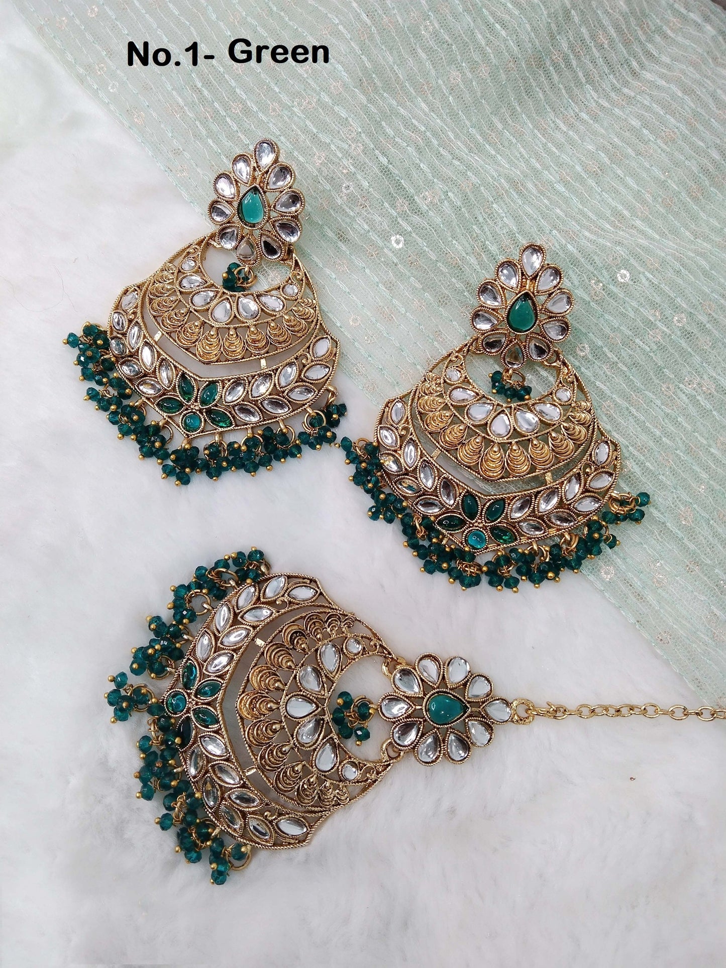 Indian Jewellery/ Green, Maroon< Gold white Kundan Jewelry Earrings Tikka Set/Indian Earrings Punjabi Bollywood Set Jewellery/Bollywood Set