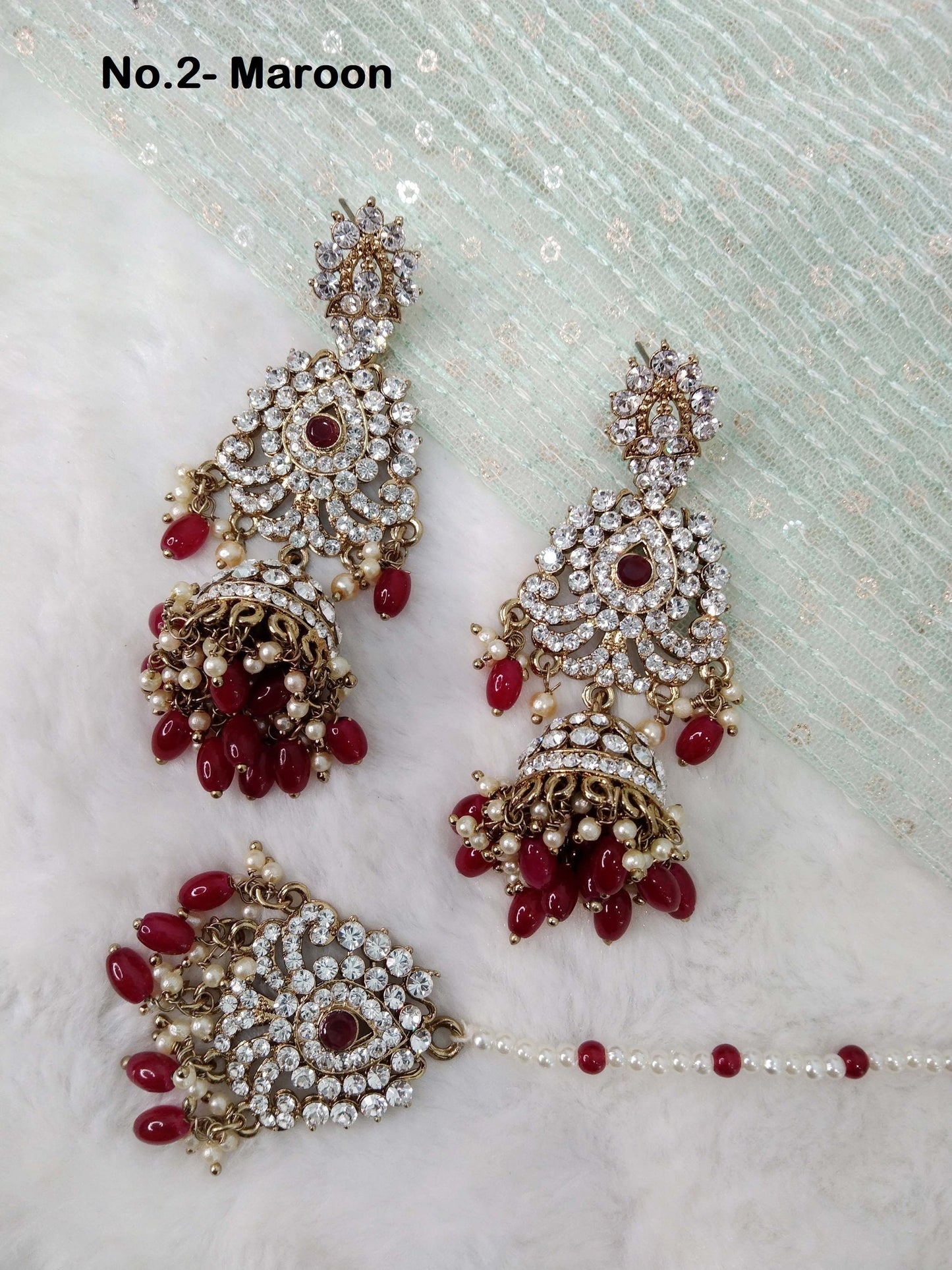 Indian Jewellery/Chandbali Indian Earrings/Indian Antique gold Silver Bridal Earrings Tikka Set Jewellery/ Bollywood Jewellery/ Earrings Tikka